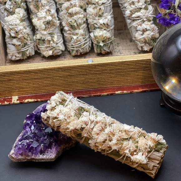 Flower Power Smudge Stick Variety Set - Picture 2 of 5